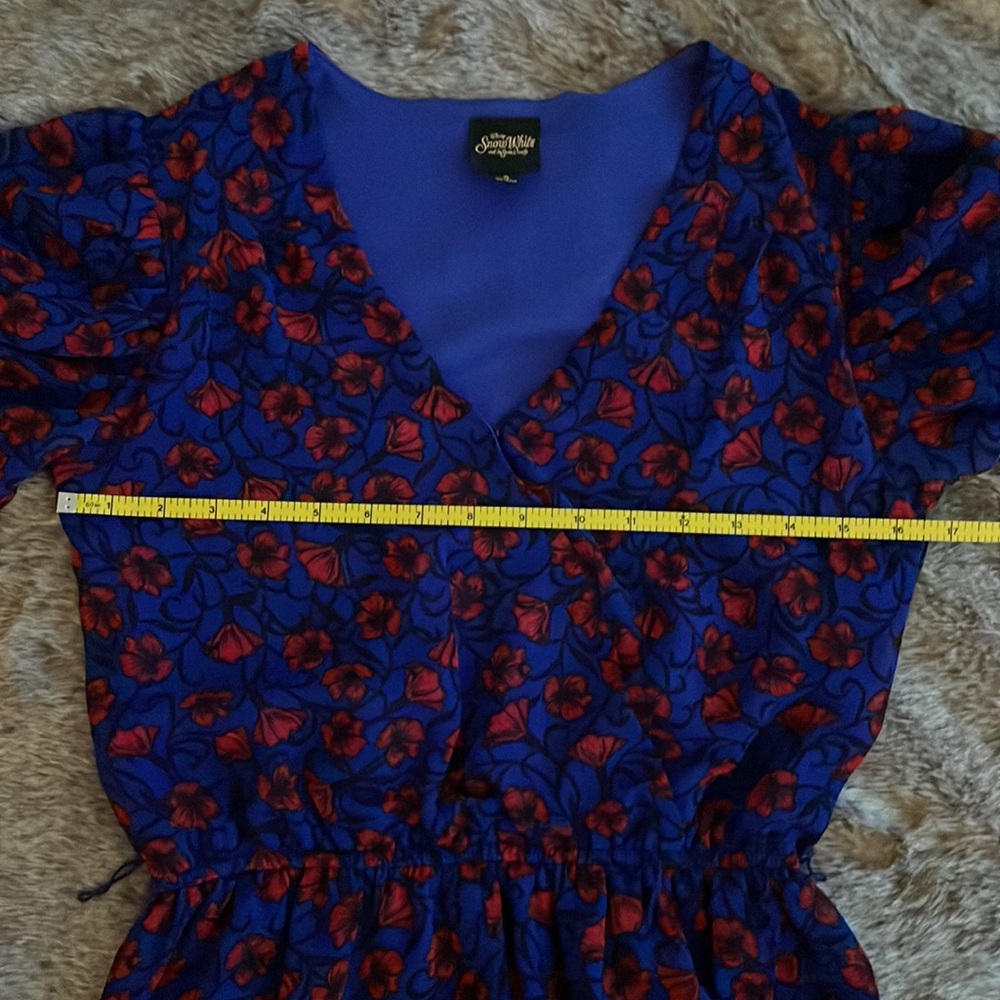 Disney Snow White Short Sleeve Floral Print High/Low Dress Small - Picture 10 of 12